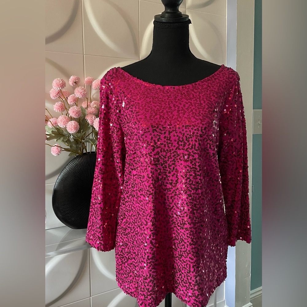 Calvin Klein Women's Fuschia Sequined Top Size Large NWT